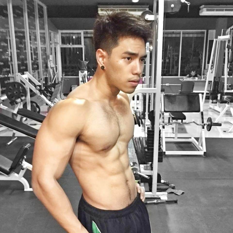 ก็จะมีขนรำไรหน่อย 2,144