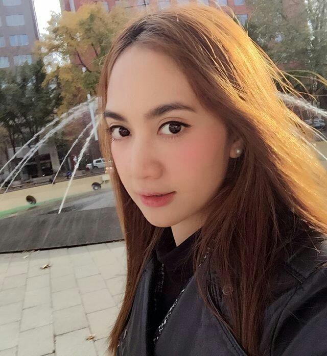 หญิง ธนิจจิญญา 