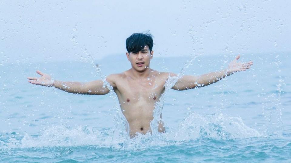 ระวังโดนอมนิ้วนะคะ 2,203