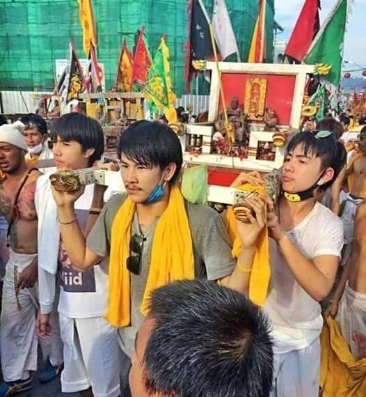 เลือกสามีที่เอาการเอางานนะคะ จำไว้ 2,204