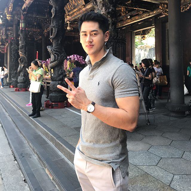 คนบ้าไรเท่จุง