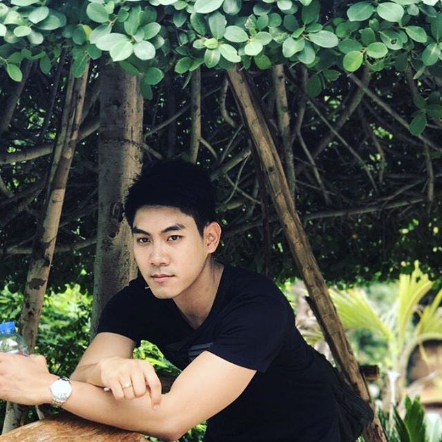 คนบ้าไรเท่จุง