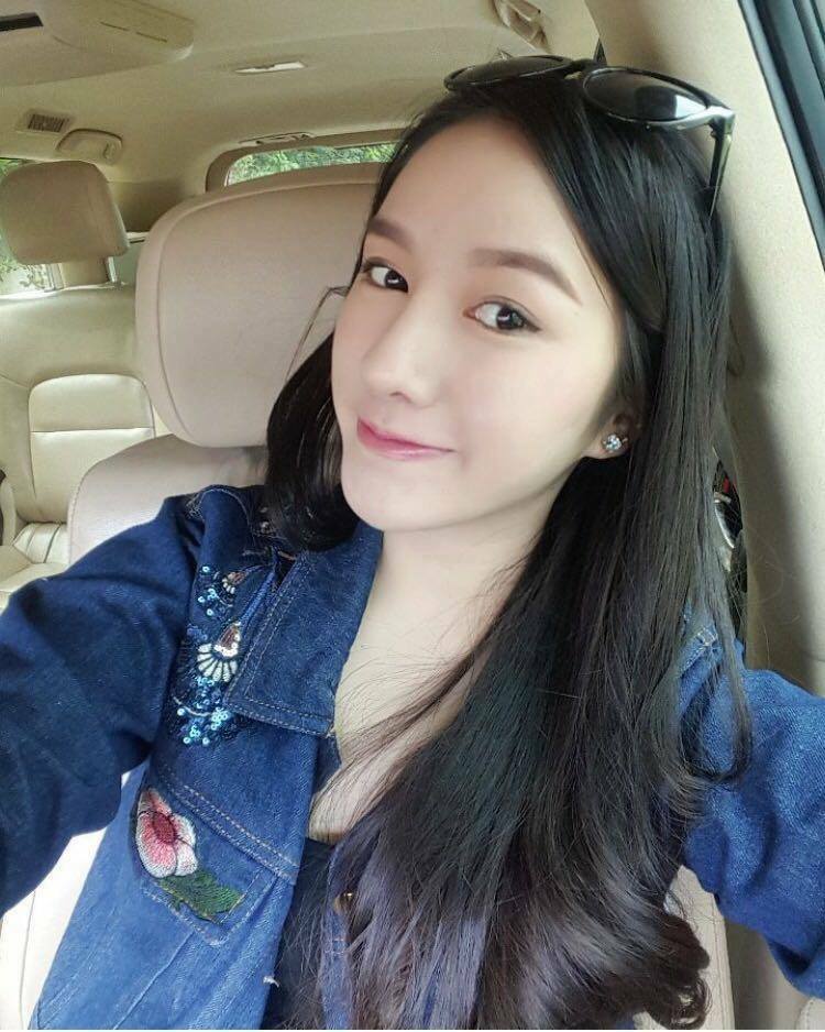 สาวลาวน่ารัก