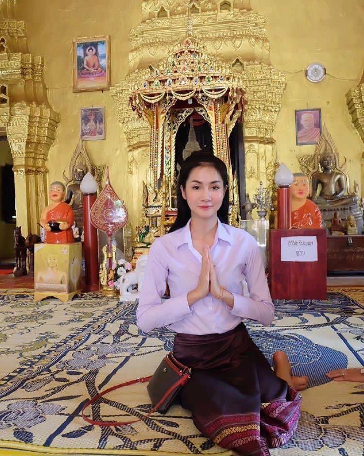 สาวลาวน่ารัก