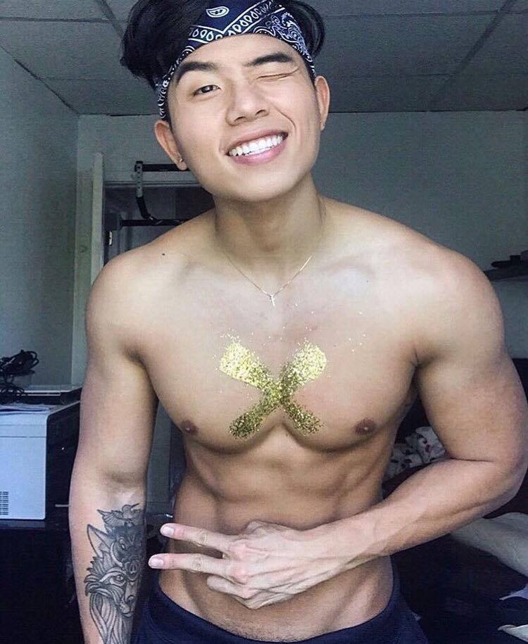 หนุ่มตี๋หล่อบ้านๆ แสบทรวง 010