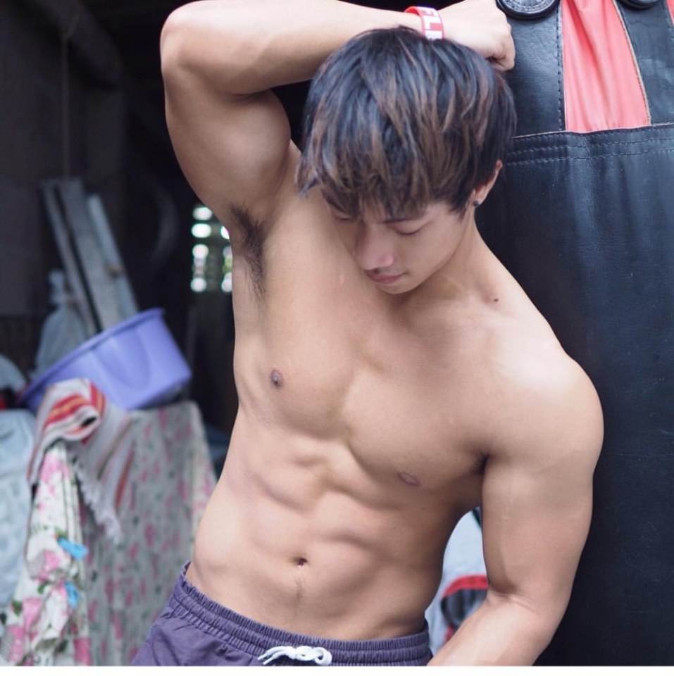 เบ๊บ อิทธิพร