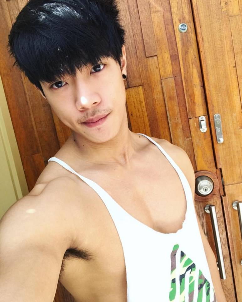 เบ๊บ อิทธิพร
