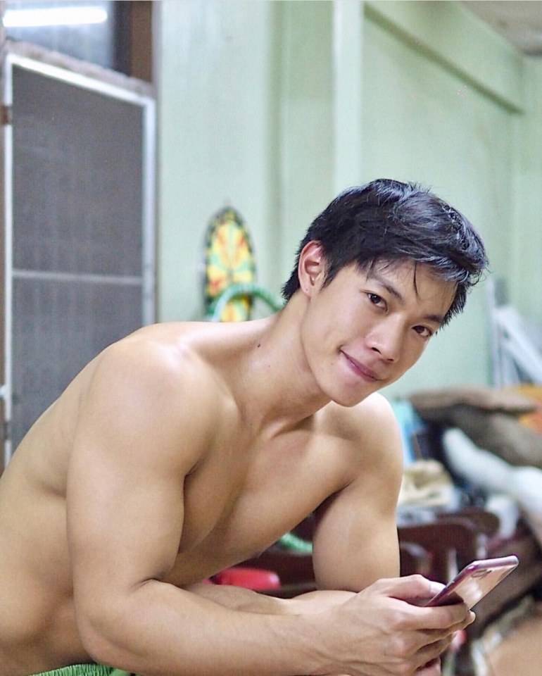 เบ๊บ อิทธิพร