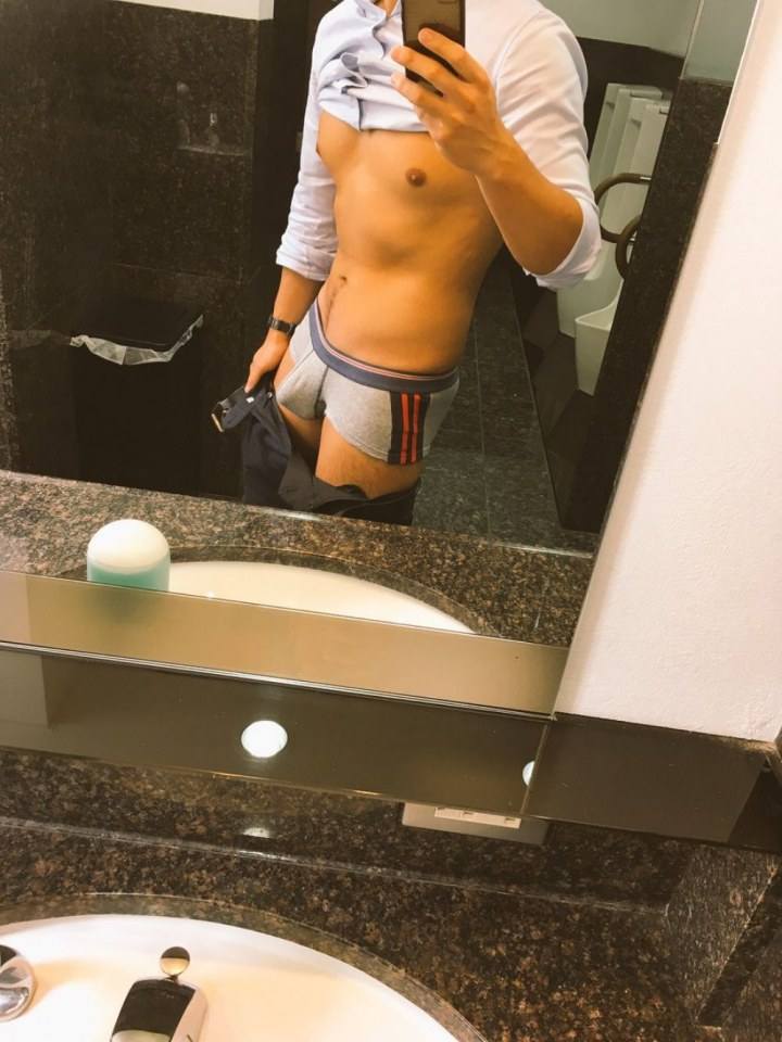 Hot guy in underwear 289