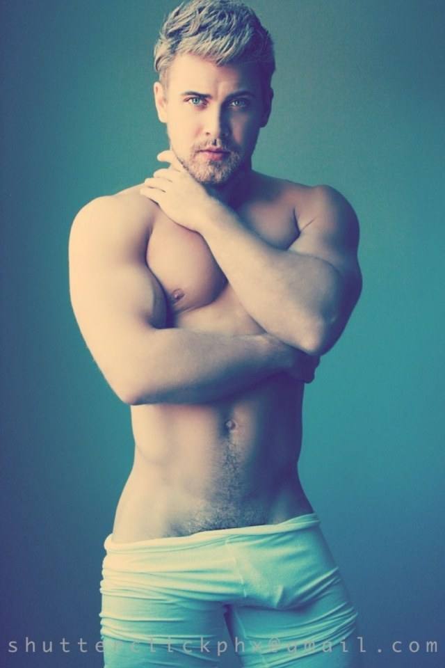 Hot guy in underwear 289