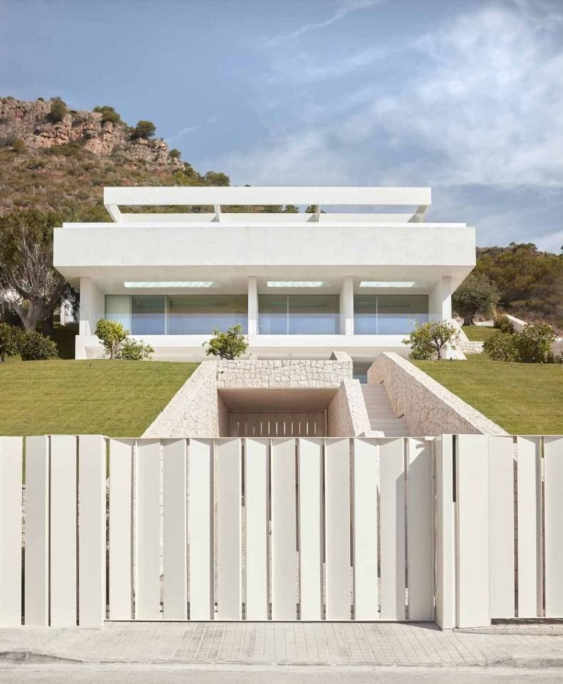 Quarry House by Ramon Esteve Estudio