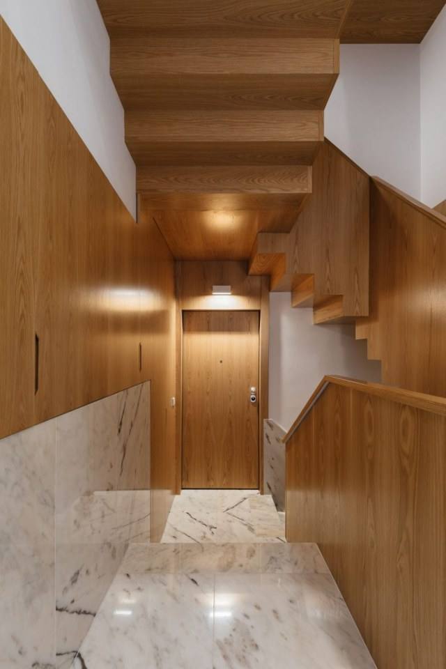 House in Lisbon by Aurora Arquitectos