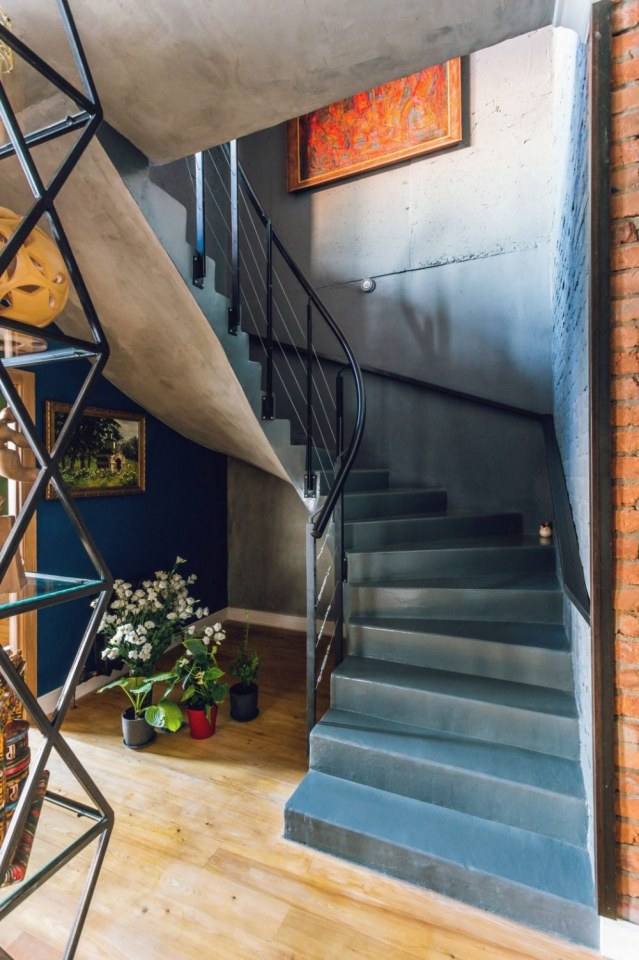 Loft in Russia by Andrei Popov