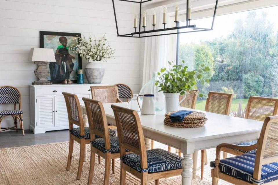 Modern Beach House by Lisette Voute Designs
