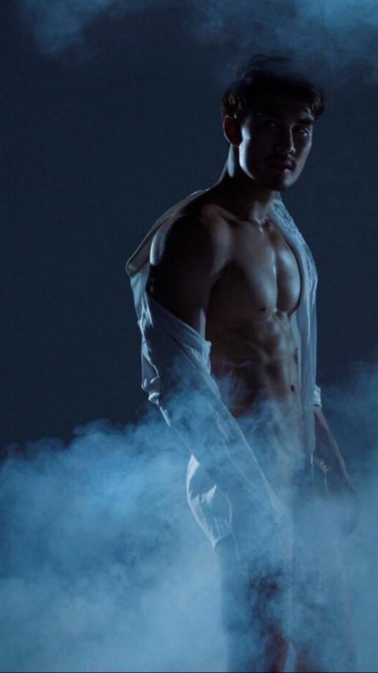 Hot guy in underwear 290