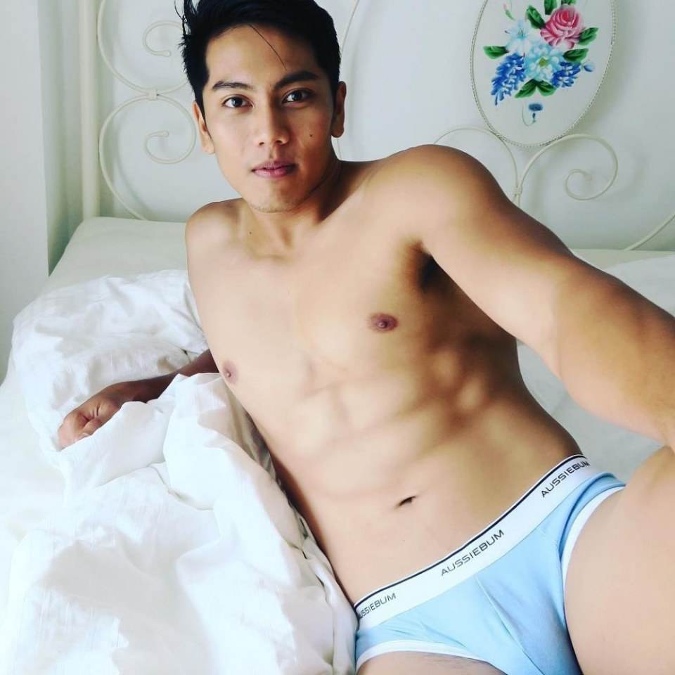 Hot guy in underwear 291