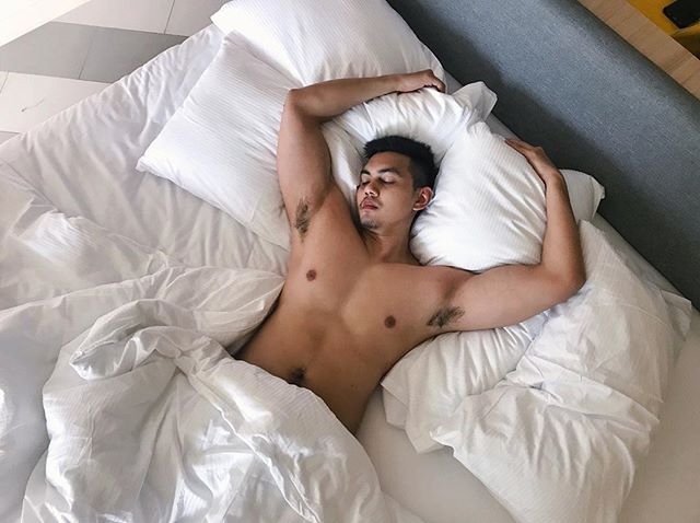 ส่องหมีแซ่บ
