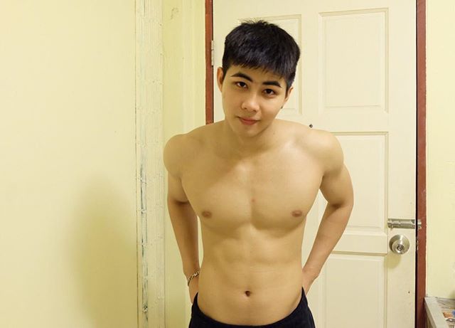 ส่องหมีแซ่บ