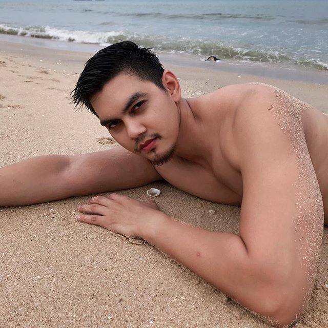 ส่องหมีแซ่บ