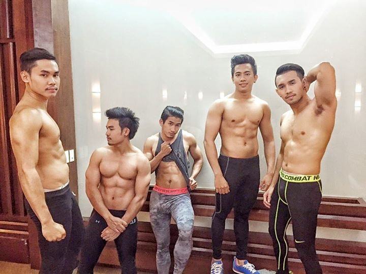 ที่รักคุณจะเอาเพื่อนมารุมฉันไม่ได้นะคะ ไม่นะคะ!! อย่าค่ะ พวกบ้า!! โอ้ย! 2,216