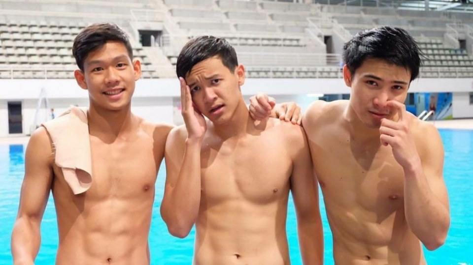 ที่รักคุณจะเอาเพื่อนมารุมฉันไม่ได้นะคะ ไม่นะคะ!! อย่าค่ะ พวกบ้า!! โอ้ย! 2,216