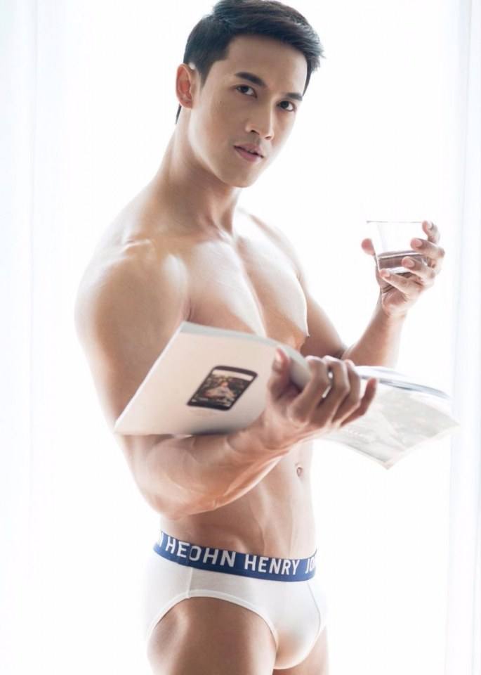 แซ่บหล่อแน่น