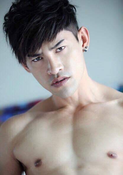 ถอดโชว์เรือนร่าง 1853