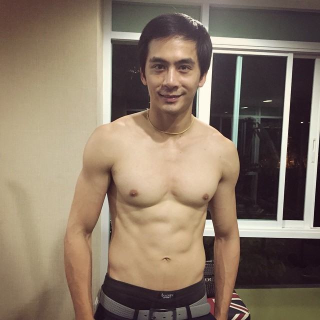 นิตยสารที่ยังมีตามแผง