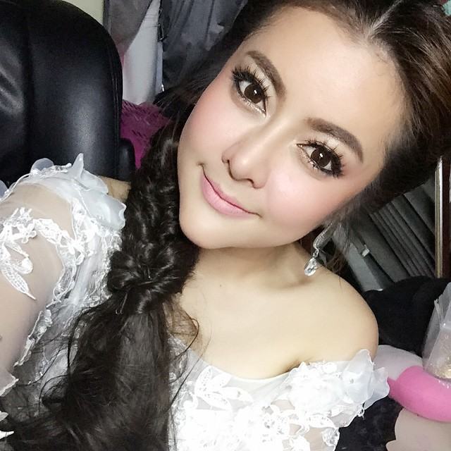 เอิร์น สุรัตน์ติกานต์