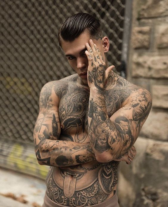 สตีเฟน เจมส์ Stephen James / ศิลปะของรอยสัก ผสม ลายไทย