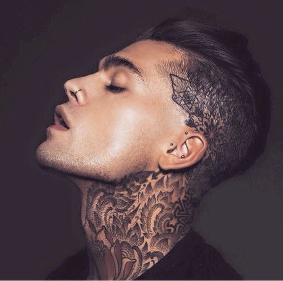 สตีเฟน เจมส์ Stephen James / ศิลปะของรอยสัก ผสม ลายไทย