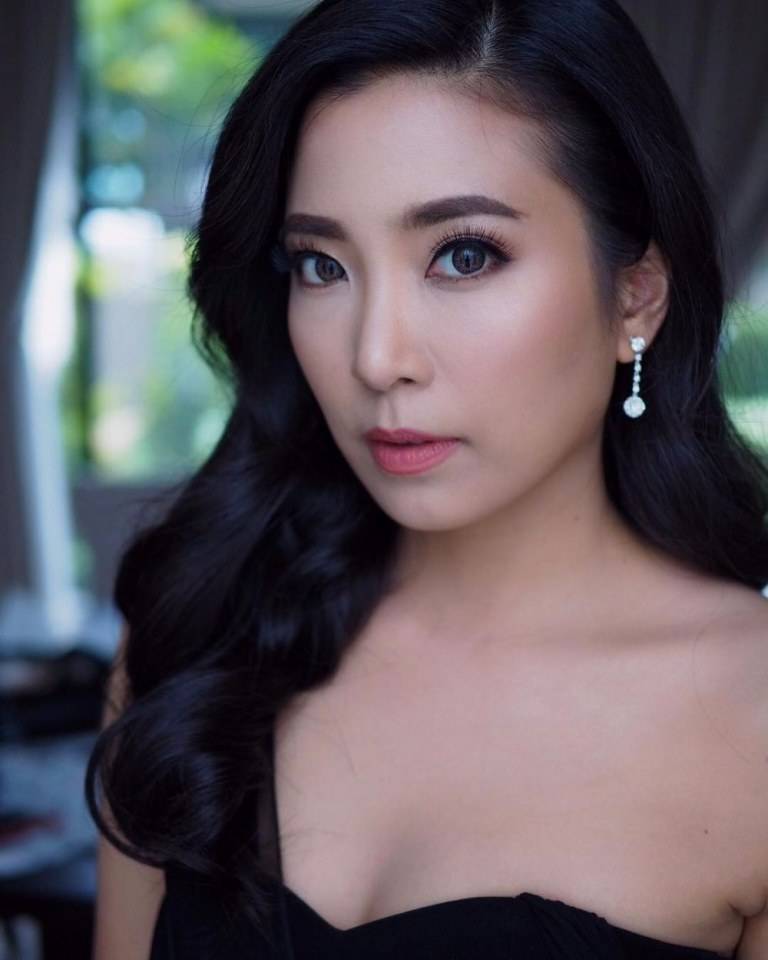 โบว์ สาวิตรี