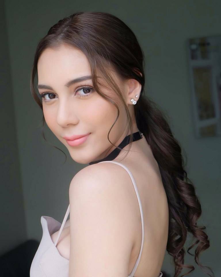เซ เซเลน่า