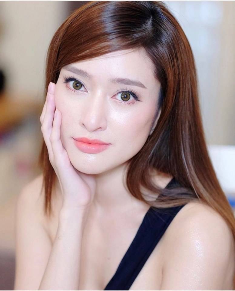 โบว์ ทิตชญา