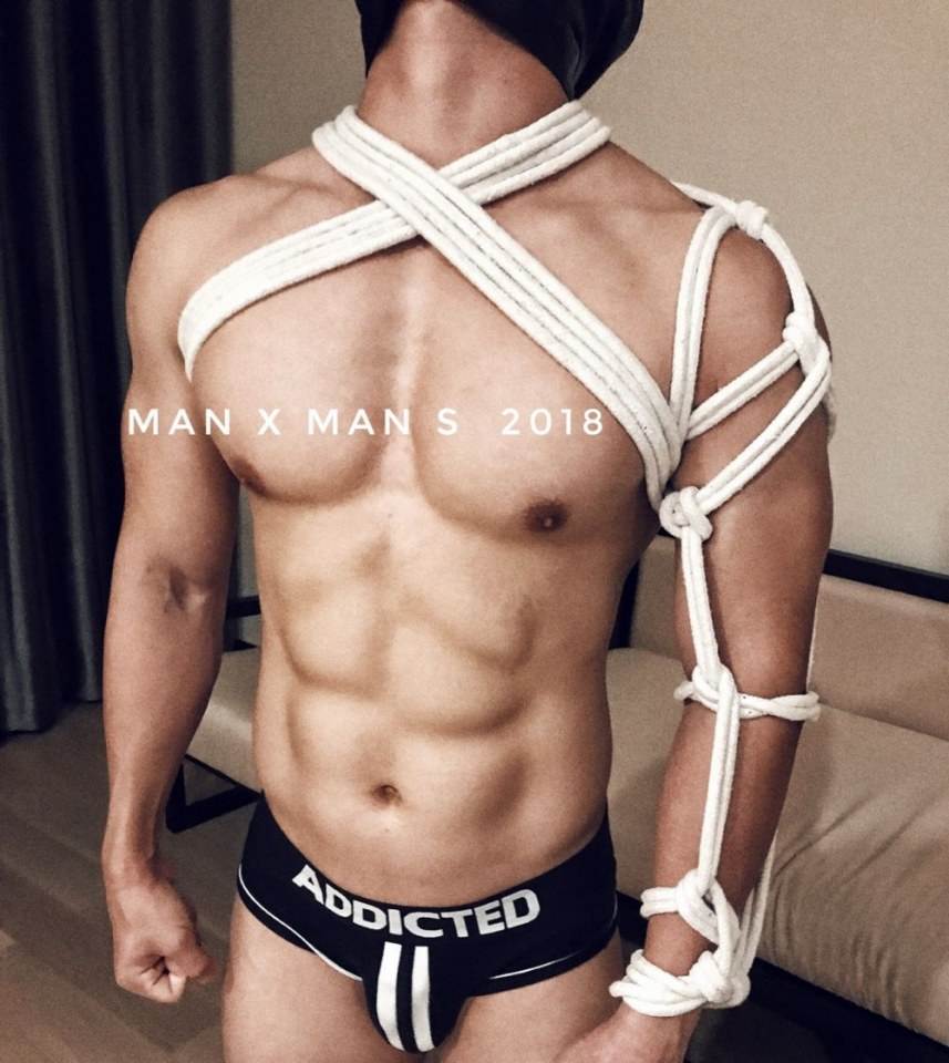 Hot guy in underwear 292