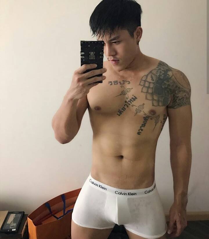 Hot guy in underwear 292