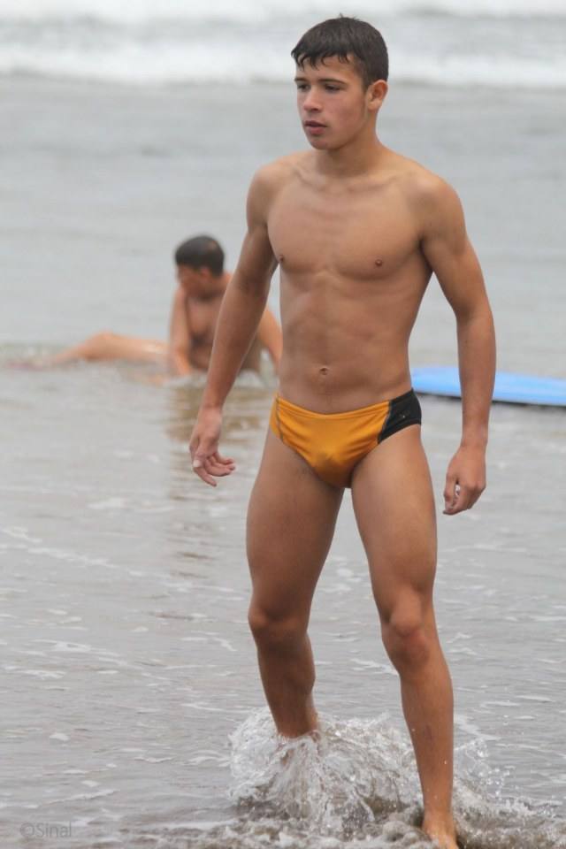 Hot guy in underwear 292