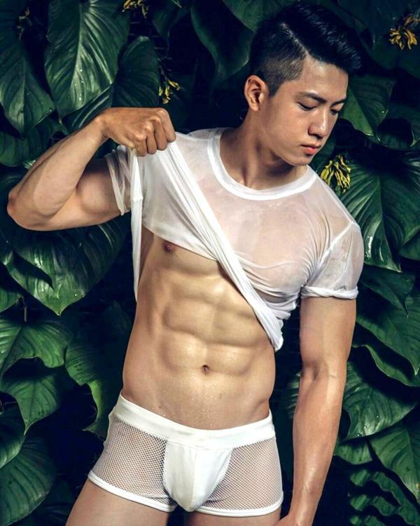 Hot guy in underwear 292