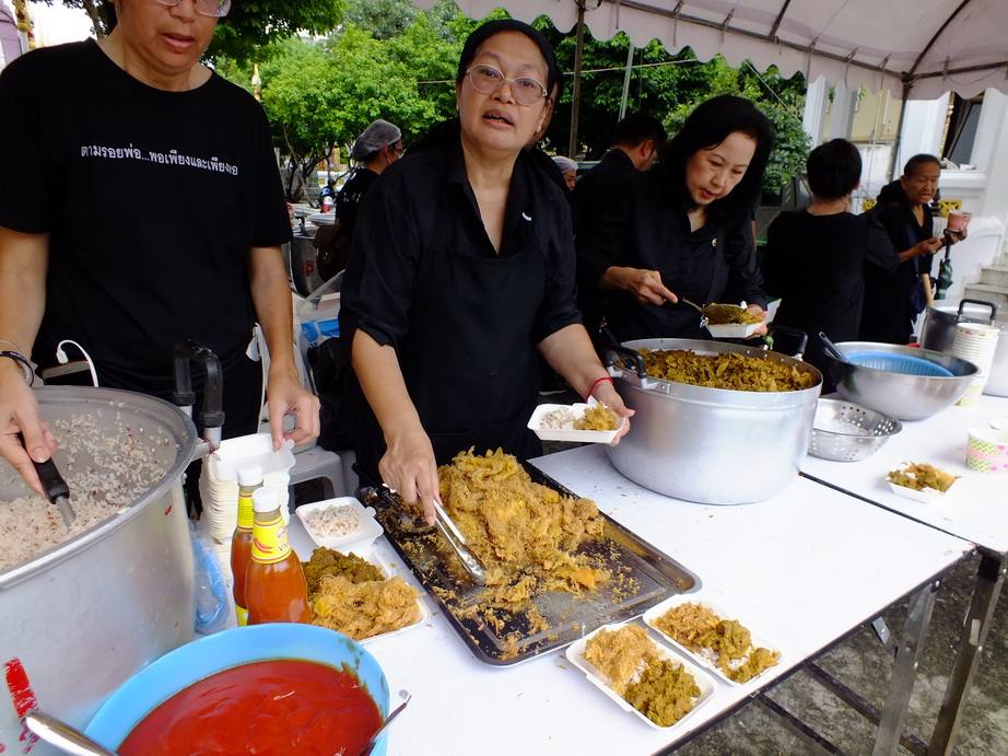จิตอาสาร่วมใจ ทำดีเพื่อพ่อ - 03 25-10-60  #ทำดีเพื่อพ่อ #คนไทยรักพ่อหลวง
