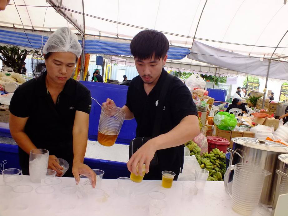 จิตอาสาร่วมใจ ทำดีเพื่อพ่อ - 03 25-10-60  #ทำดีเพื่อพ่อ #คนไทยรักพ่อหลวง