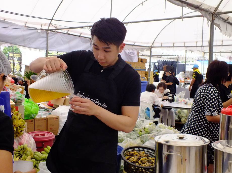 จิตอาสาร่วมใจ ทำดีเพื่อพ่อ - 03 25-10-60  #ทำดีเพื่อพ่อ #คนไทยรักพ่อหลวง