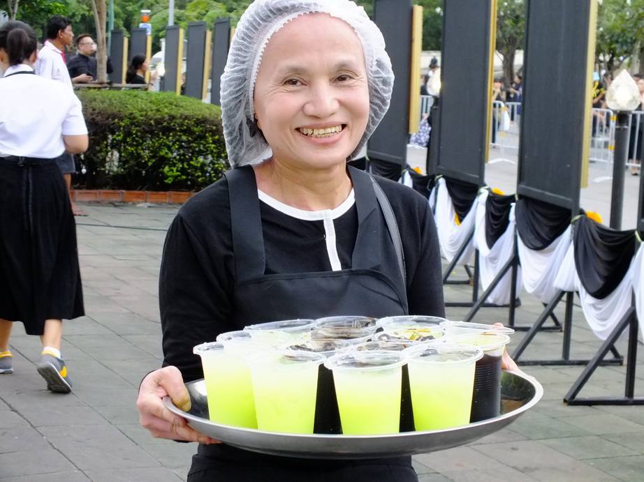 จิตอาสาร่วมใจ ทำดีเพื่อพ่อ - 05 25-10-60  #ทำดีเพื่อพ่อ #คนไทยรักพ่อหลวง