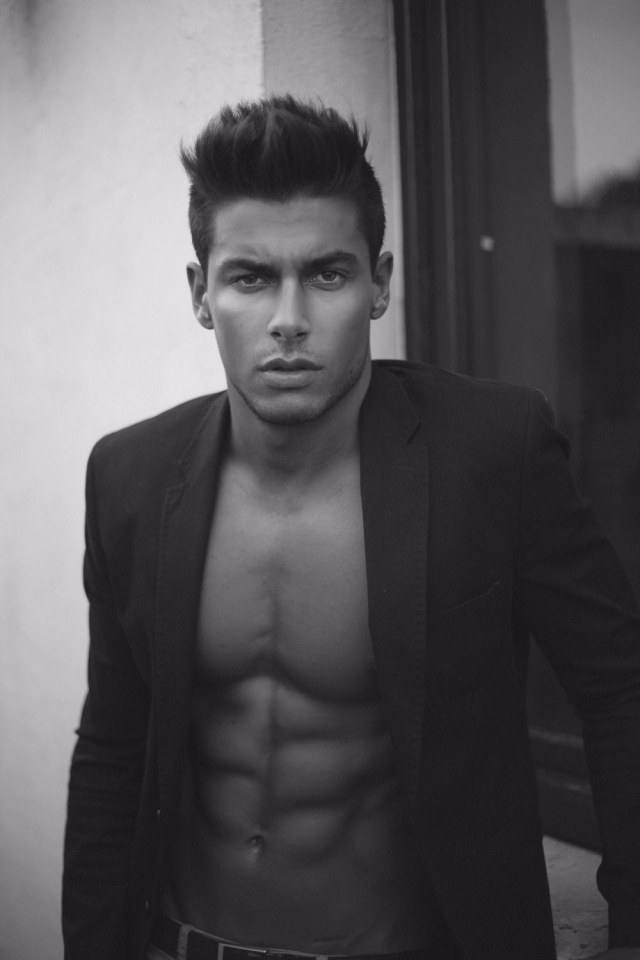 นักร้องหน้าหล่อ Prince Royce เจ้าของเพลงPrince Royce - Darte un Beso