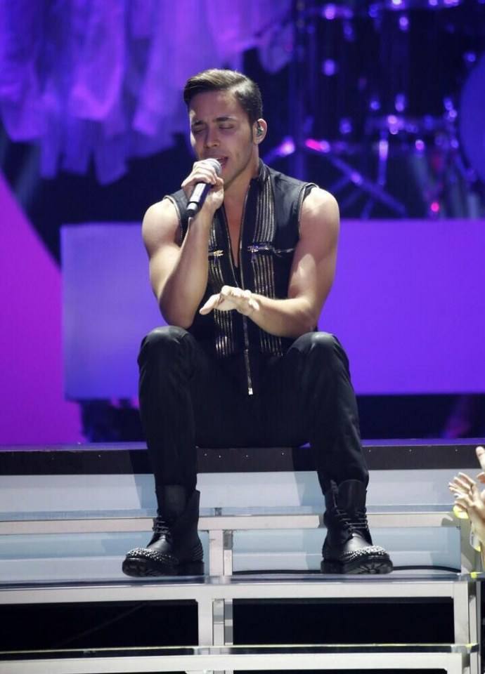 นักร้องหน้าหล่อ Prince Royce เจ้าของเพลงPrince Royce - Darte un Beso