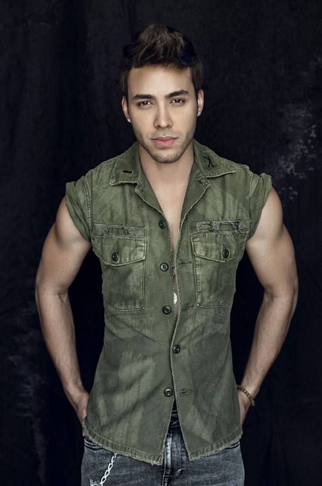 นักร้องหน้าหล่อ Prince Royce เจ้าของเพลงPrince Royce - Darte un Beso