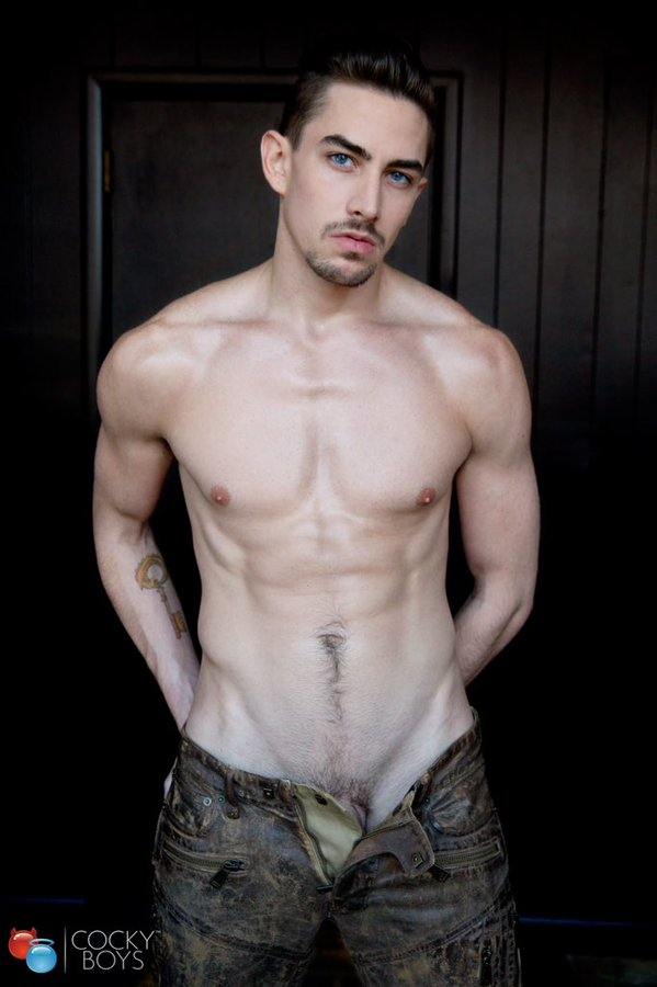 รวมนายแบบหนัง gay ในบทบาท Bottom ตลอดกาล
