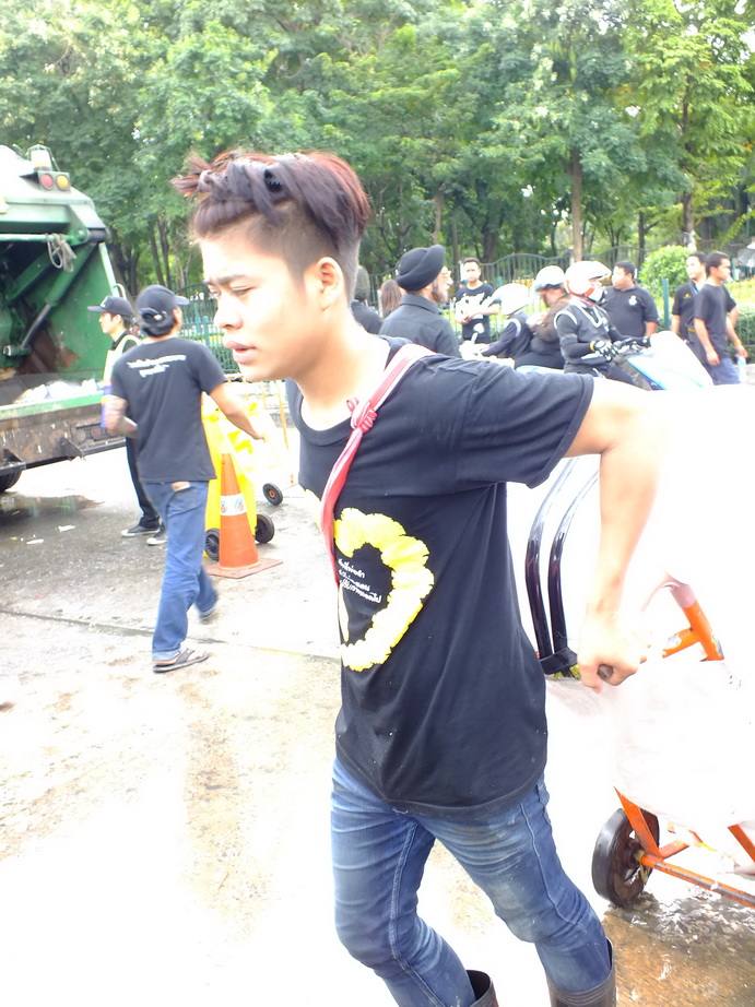 จิตอาสาร่วมใจ ทำดีเพื่อพ่อ - 14 26-10-60 #ทำดีเพื่อพ่อ #คนไทยรักพ่อหลวง