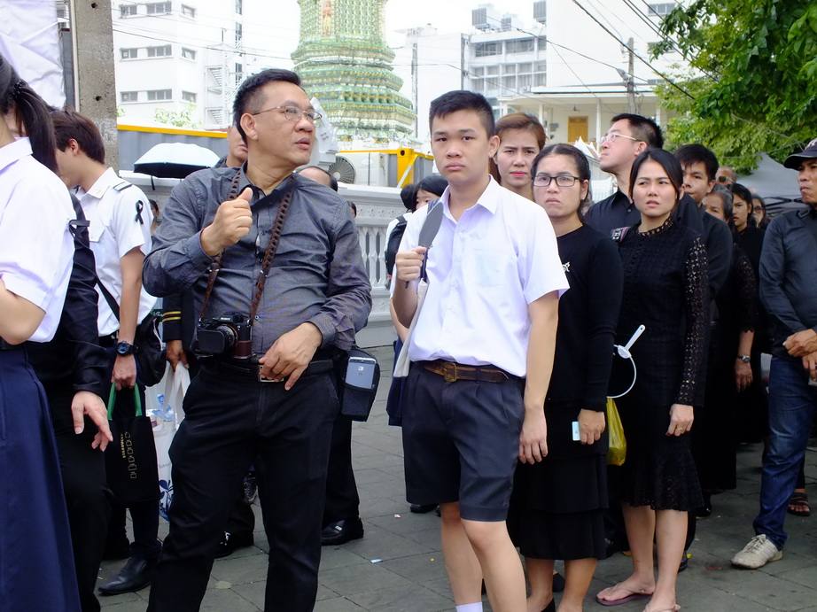 จิตอาสาร่วมใจ ทำดีเพื่อพ่อ - 14 26-10-60 #ทำดีเพื่อพ่อ #คนไทยรักพ่อหลวง