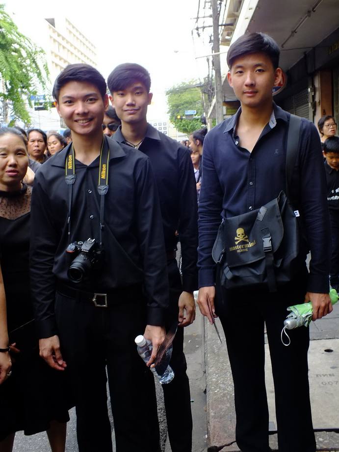 จิตอาสาร่วมใจ ทำดีเพื่อพ่อ - 14 26-10-60 #ทำดีเพื่อพ่อ #คนไทยรักพ่อหลวง