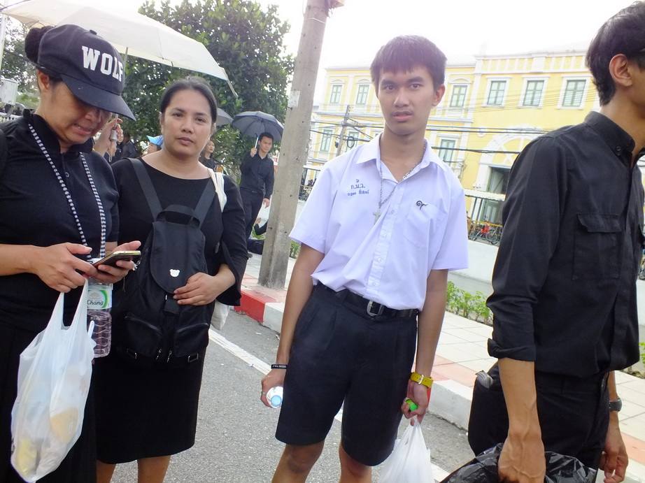 จิตอาสาร่วมใจ ทำดีเพื่อพ่อ - 18 26-10-60 #ทำดีเพื่อพ่อ #คนไทยรักพ่อหลวง
